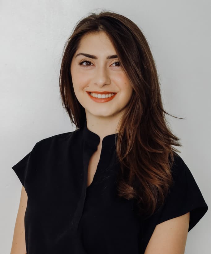 Dr. Alina Khanbabaian, BVetMed thumbnail